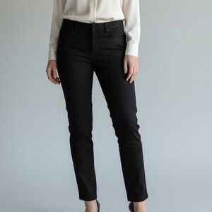 Old Navy Women's Black Skinny Jeans pixie